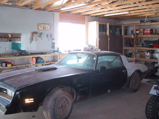 Dec-03-2005 Garage