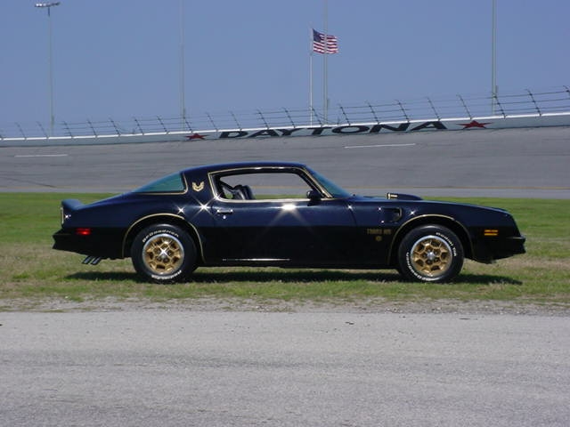 Turkey Rod Run
 Daytona International Speedway
 Turn 3