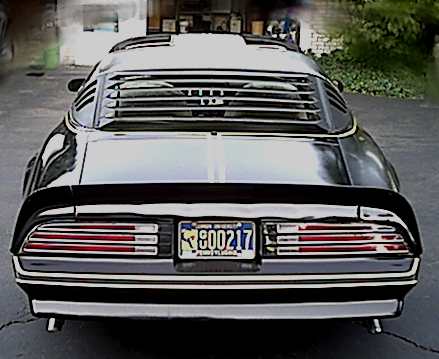 Rear view with louvers