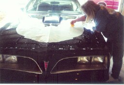 Hey, it's time for the new bird, remember the old one?? Isn't my wife great for helping??