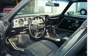 This is what happens when the car sits in the sun for 9 years and is not looked after (not me - the 1st owner)