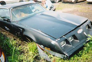 Matt,Katie and Drew check out Dads new find..Saved from the scrapyard!