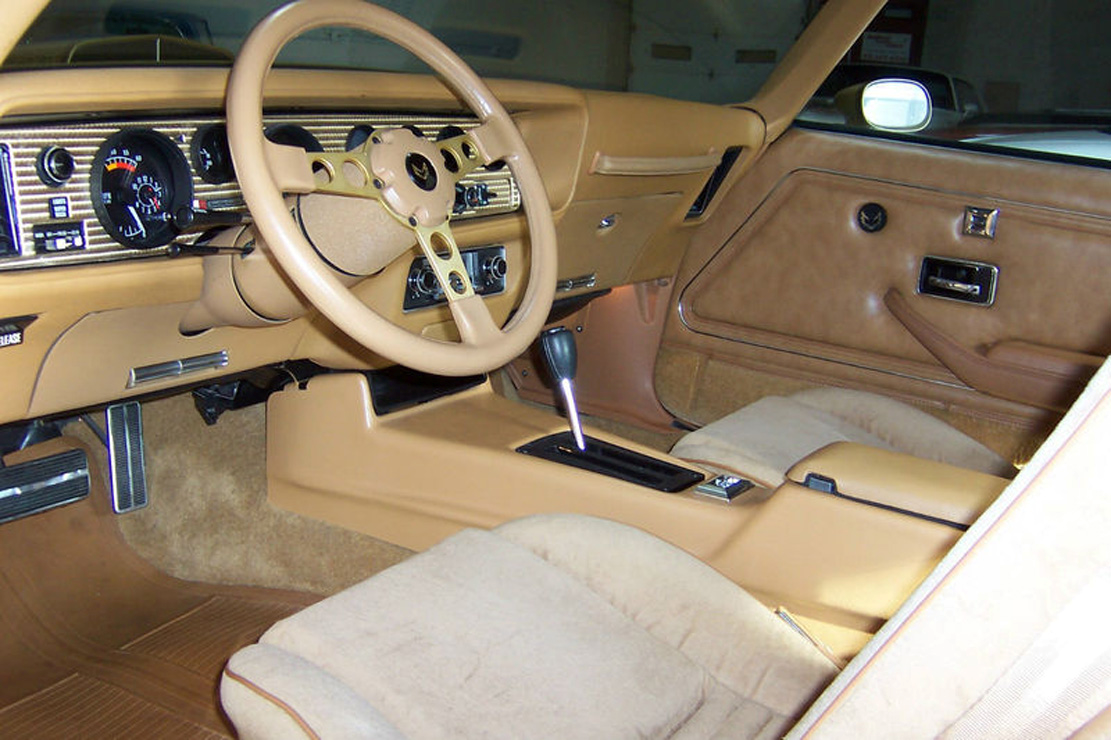 1978 pontiac trans am interior
